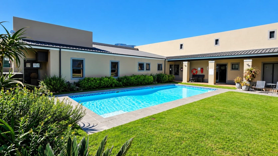 3 Bedroom Property for Sale in Plattekloof Western Cape